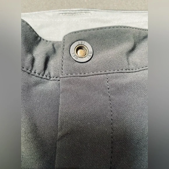 REI Women's Hiking pant Size 4 - Picture 5 of 8